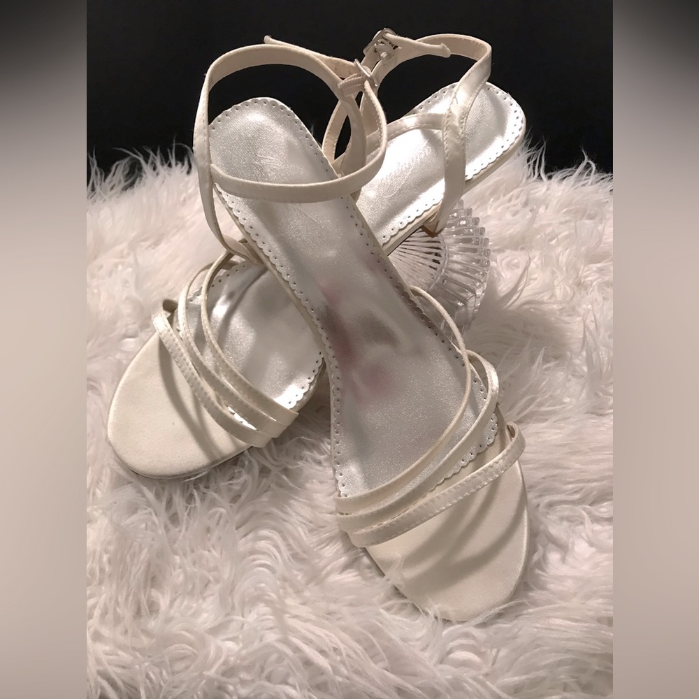 MICHELANGELO Off white satin wedding Strappy Sandal